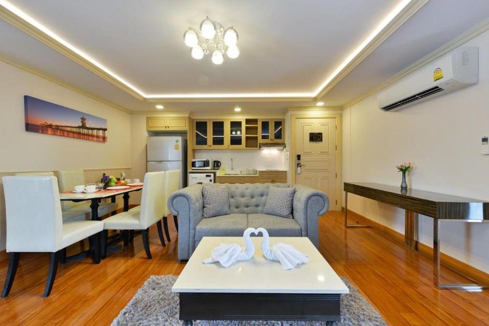 Aspira Hana Executive Apartment Thonglor Bangkok Exterior photo